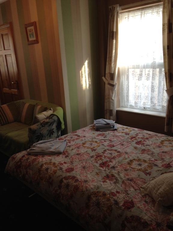 Copperfields Guest House เกรทยาร์มัธ ห้อง รูปภาพ
